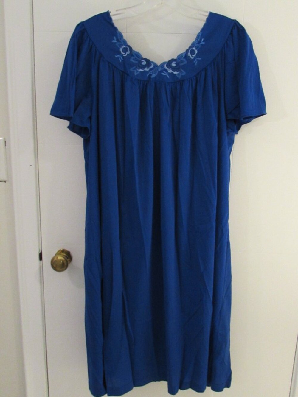 Shadowline 36280 Navy Petals Flutter Sleeve Short Nightgown Large